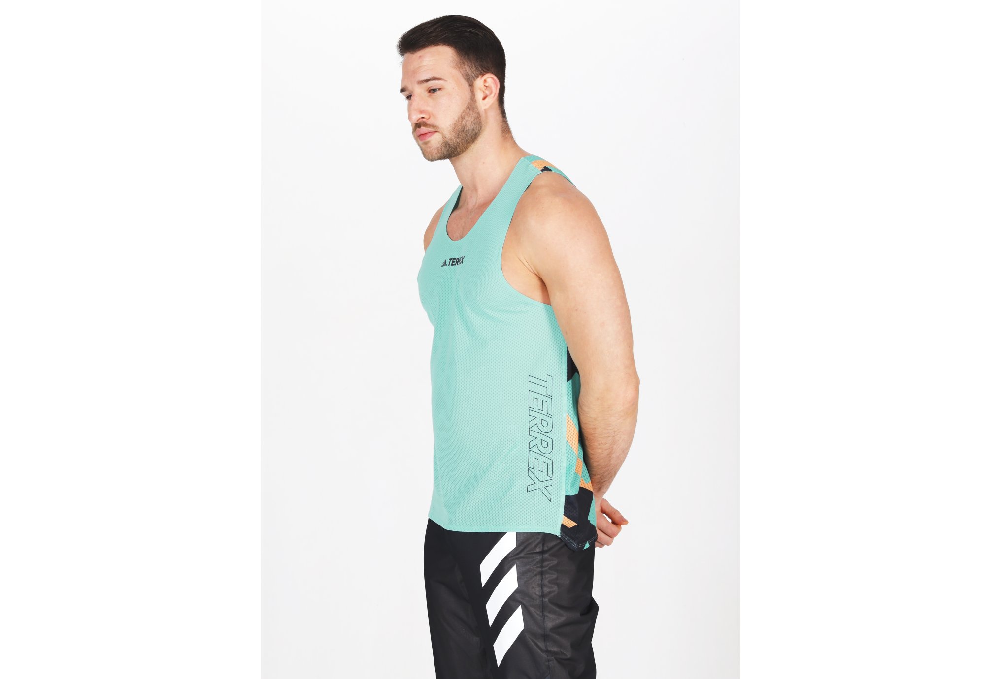 adidas Terrex Agravic GFX M vêtement running homme