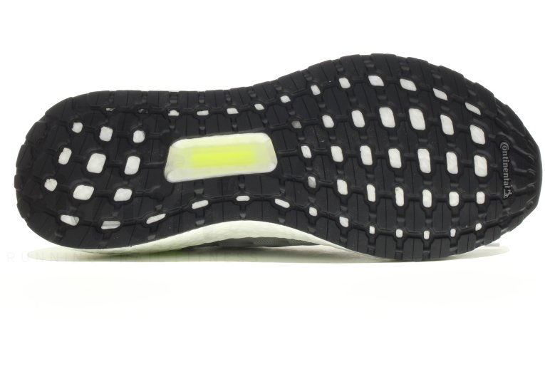 adidas UltraBOOST 19