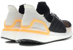 adidas UltraBOOST 19