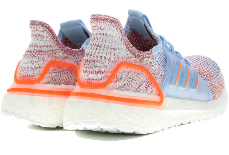 adidas UltraBOOST 19