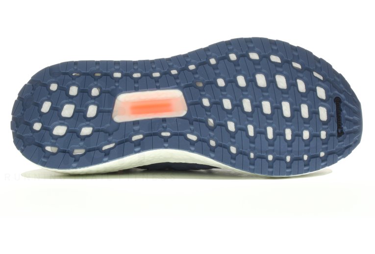 adidas UltraBOOST 19