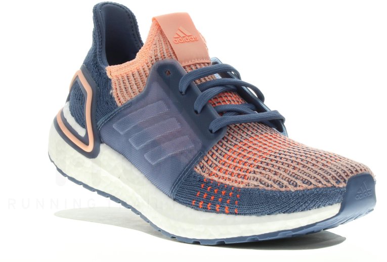 adidas UltraBOOST 19
