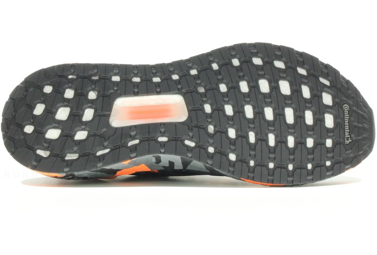 adidas UltraBOOST 20