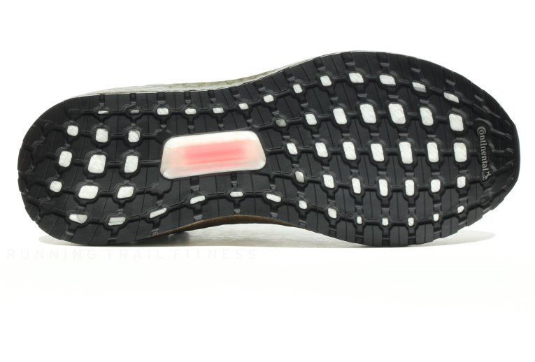 adidas UltraBOOST 20