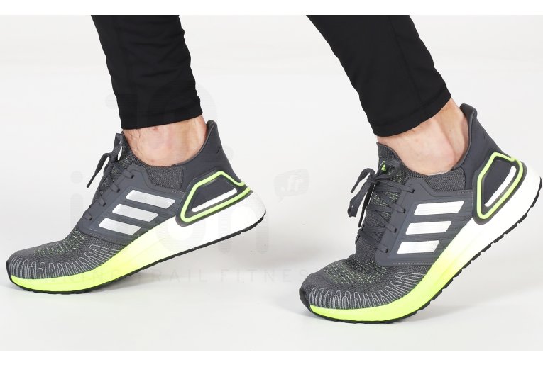adidas UltraBOOST 20