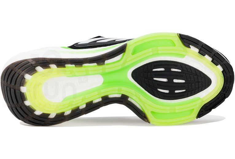 adidas UltraBOOST 22