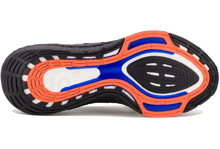 adidas UltraBOOST 22