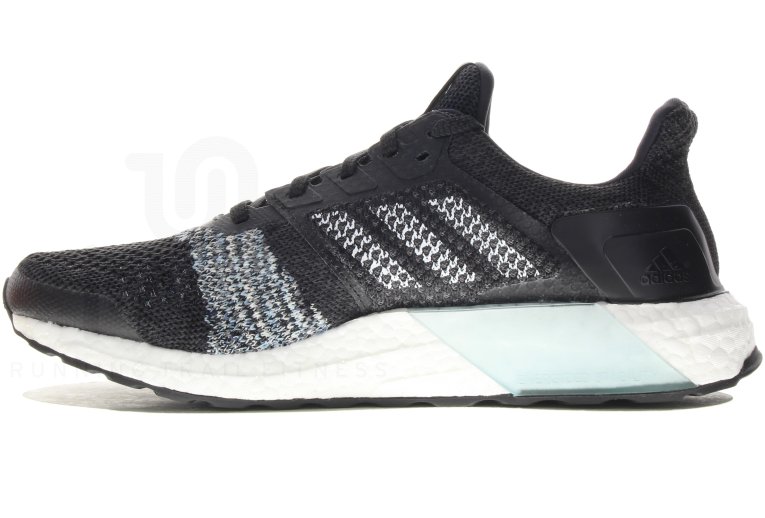adidas UltraBOOST ST