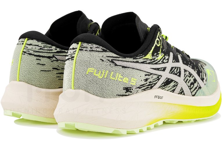 Asics Fuji Lite 5