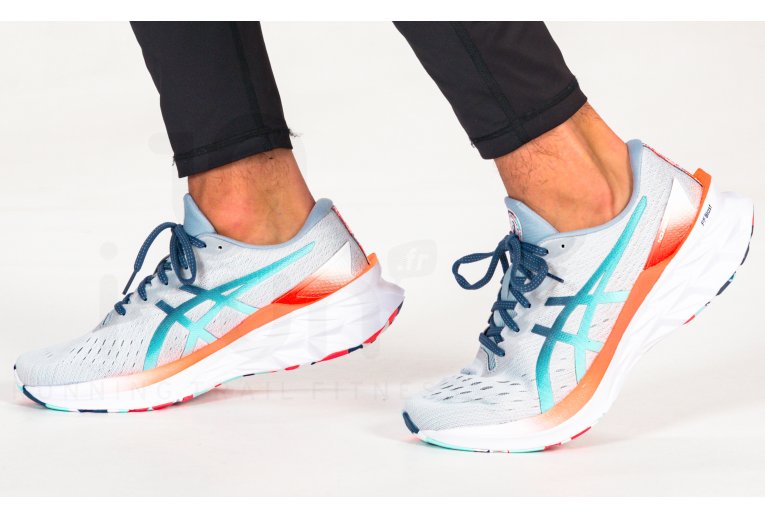 Asics Novablast 2 Celebration of Sports Herren