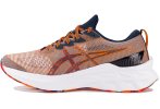 Asics Novablast 2  L.E