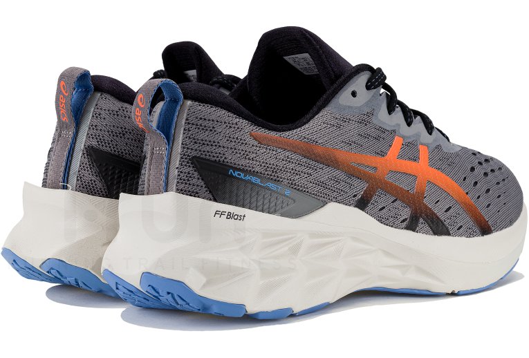 Asics Novablast 2