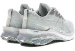 Asics Novablast 2 Platinum Damen