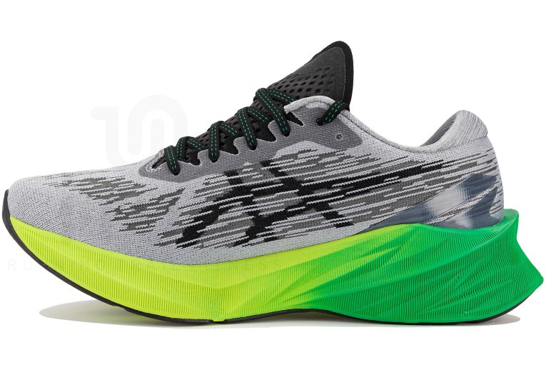 Asics Novablast 3