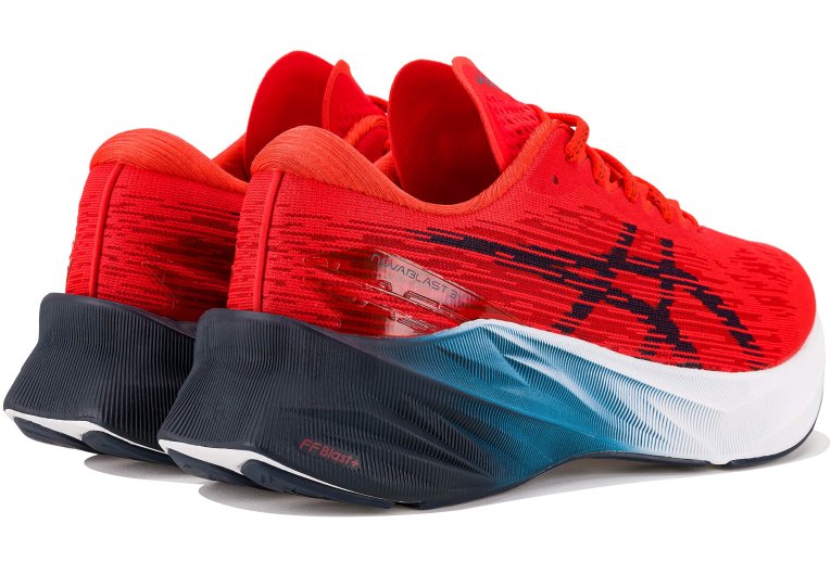 Asics Novablast 3