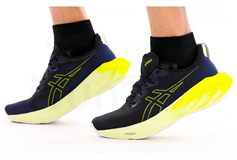 Asics Novablast 4