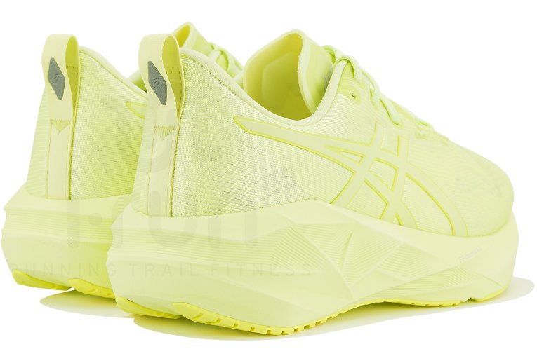 Asics Novablast 5 Lite-Show