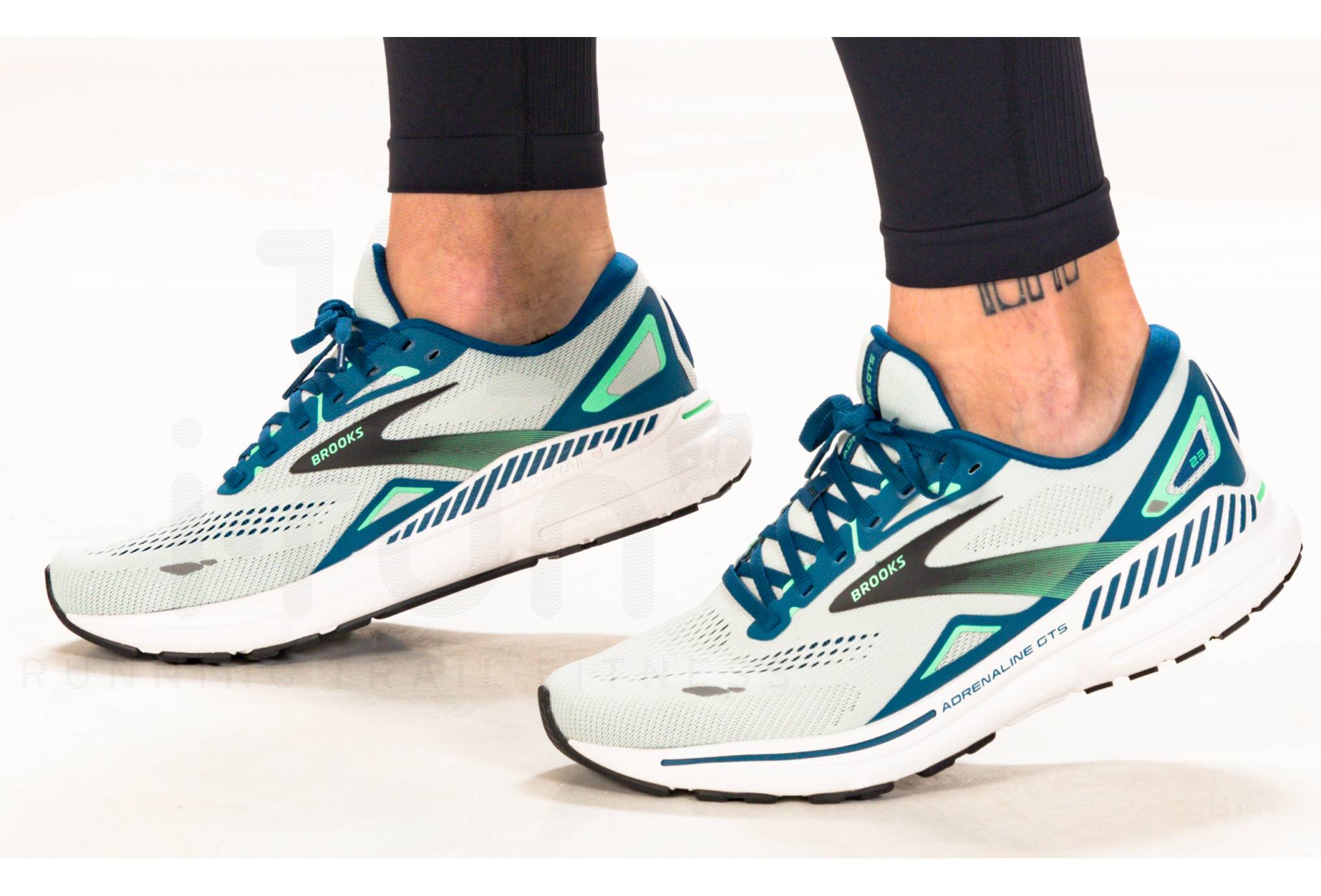 Chaussures De Running Brooks Adrenaline GTS 23 - Pointure US 9 (40.5 EU), Multicolore, Occasion