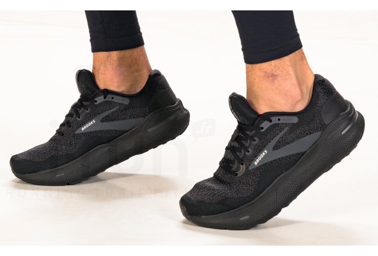 Brooks Ghost Max M