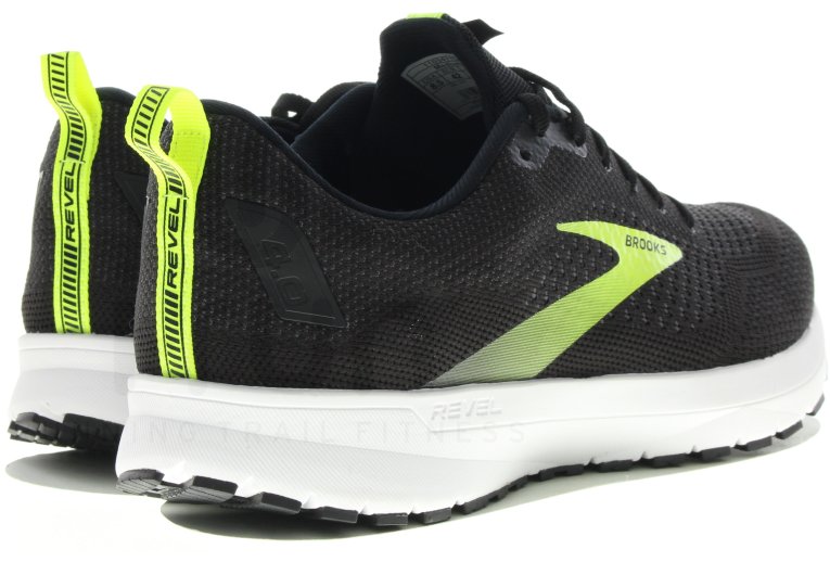 Brooks Revel 4