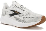 Brooks Revel 8
