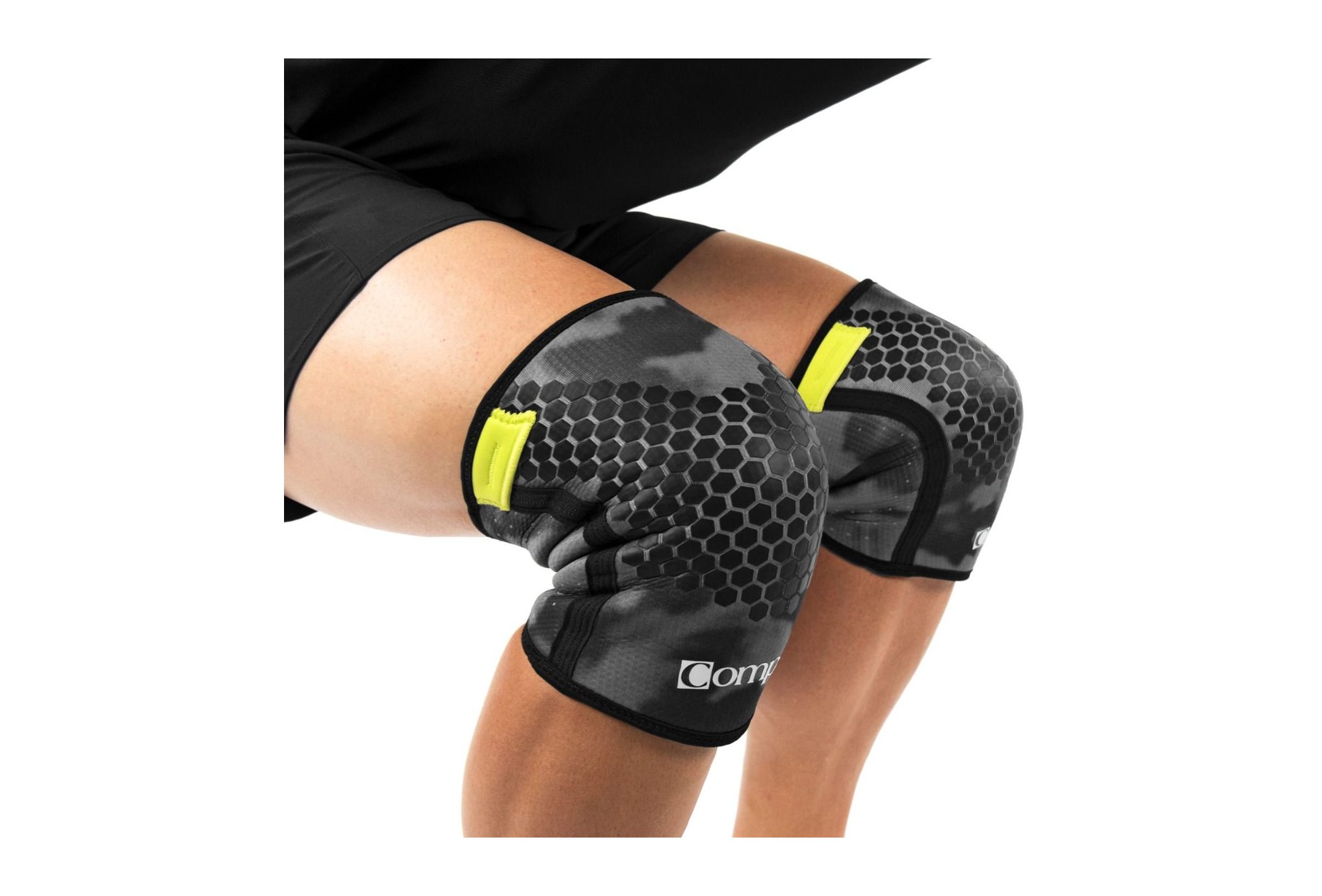 Compex 5MM Knee Sleeve Camo Protection musculaire & articulaire