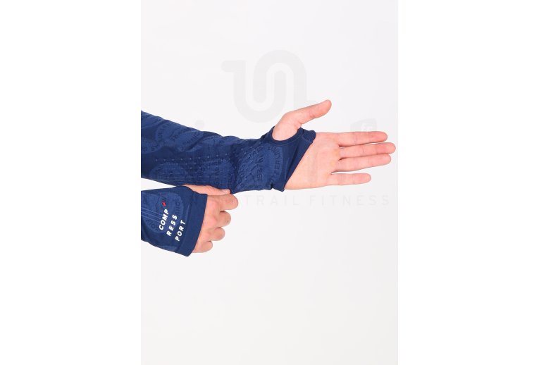 Compressport chaqueta 3D Thermo Seamless Hoodie Mont Blanc 2020