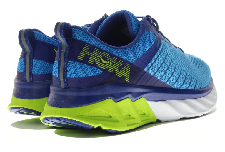 Hoka One One Arahi 3