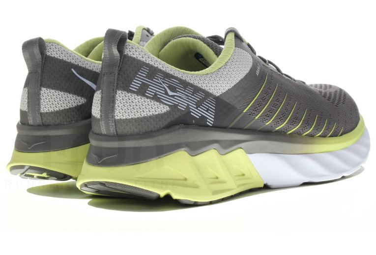 Hoka One One Arahi 3