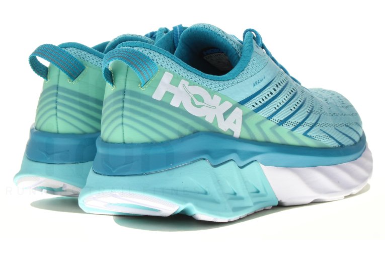 Hoka One One Arahi 4