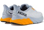 Hoka One One Arahi 6