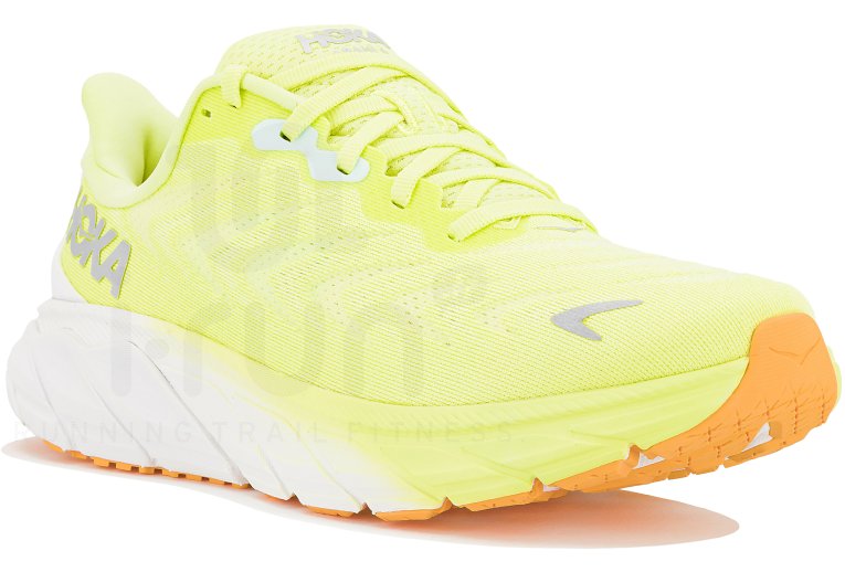 Hoka One One Arahi 6