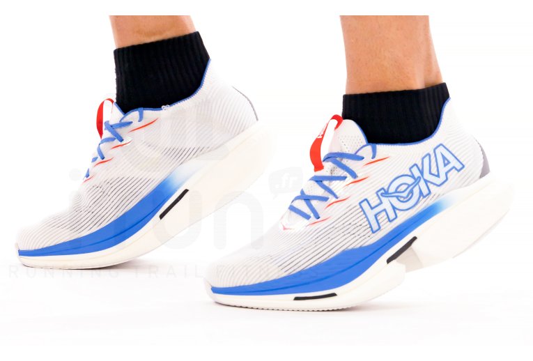 Hoka One One Cielo X1