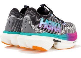 Hoka One One Cielo X1