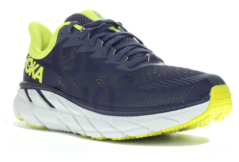 hoka one one clifton 7 vs nike pegasus 37