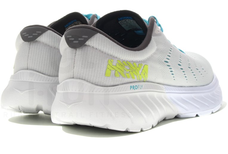 Hoka One One Mach 2