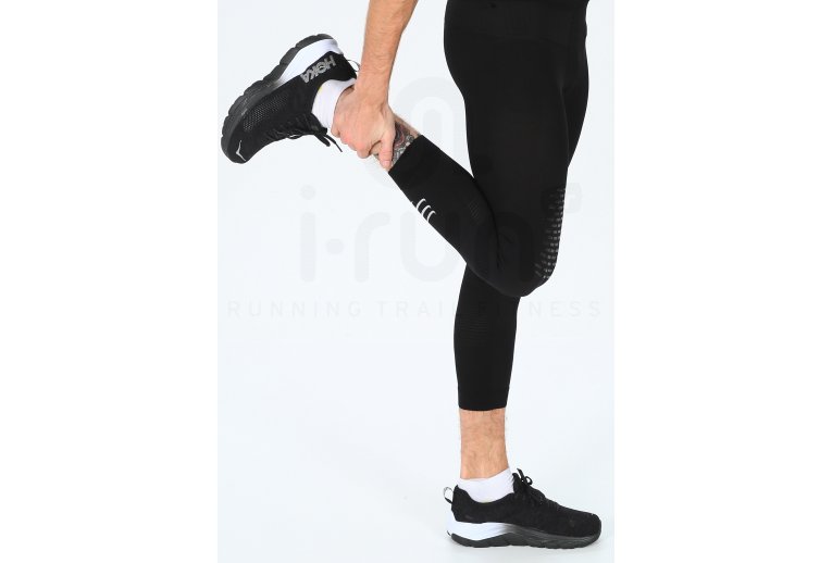 Hoka One One Mach Fly at Night