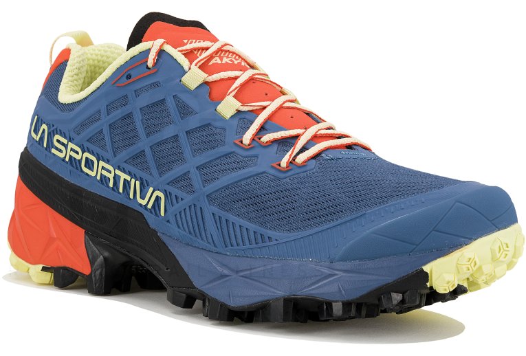 La Sportiva Akyra II