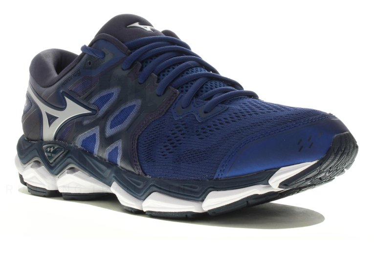 Mizuno Wave Horizon 3