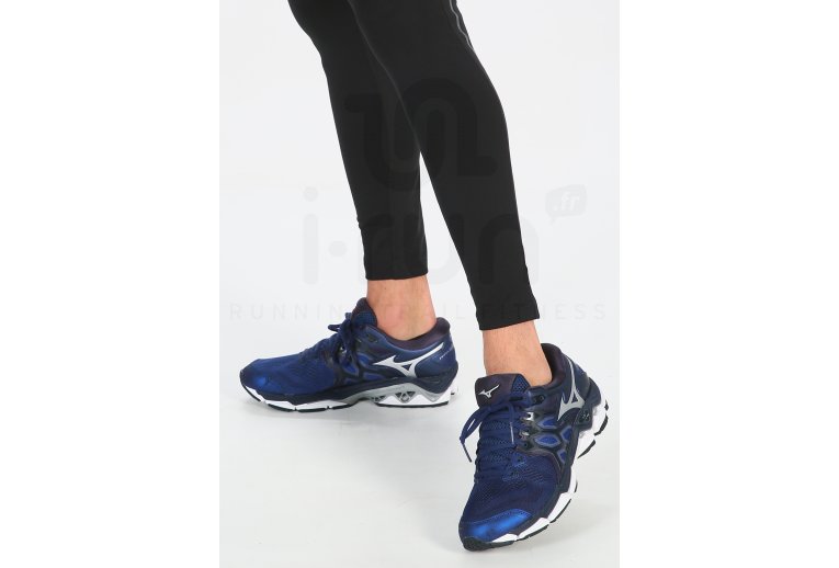Mizuno Wave Horizon 3