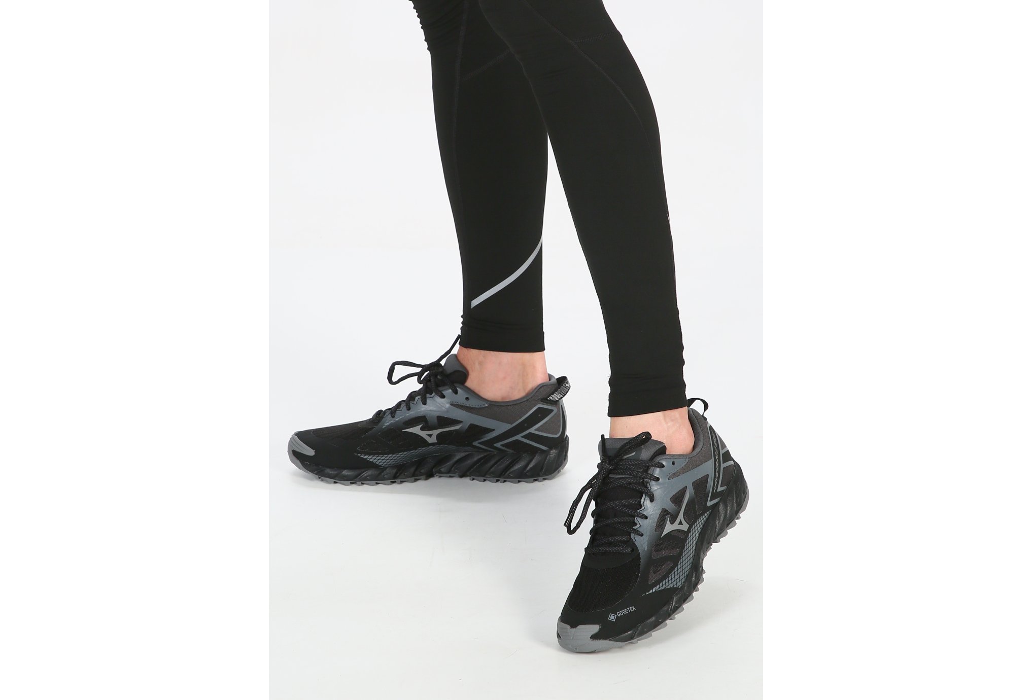 mizuno wave ibuki gore tex