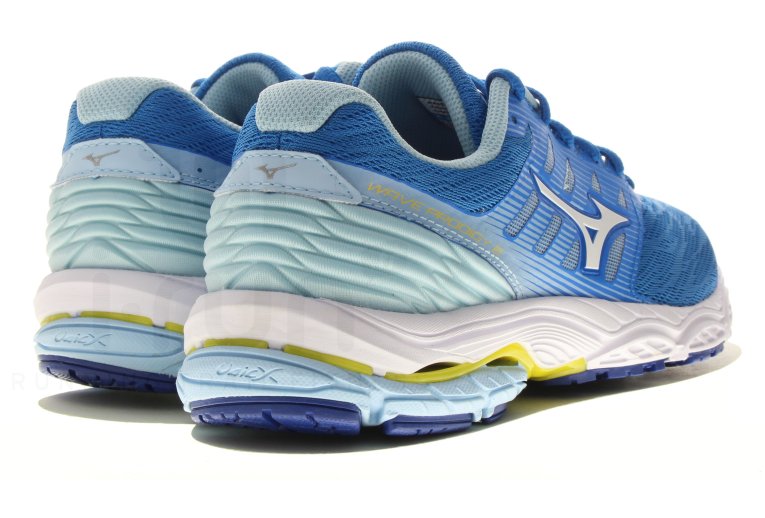 Mizuno Wave Prodigy 2