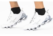 Mizuno Wave Prophecy 13 M