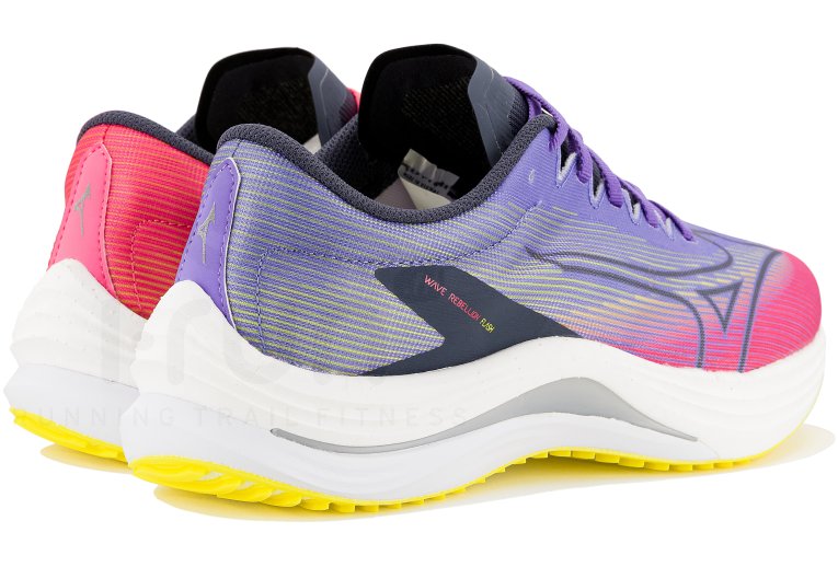 Mizuno Wave Rebellion Flash