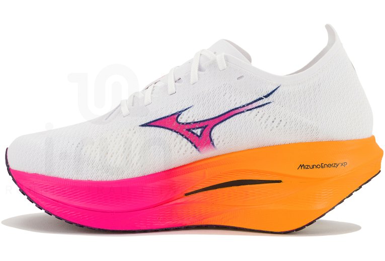 Mizuno Wave Rebellion Pro 3