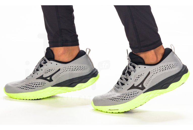 Mizuno Wave Revolt 2 Herren