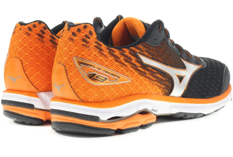 Mizuno Wave Rider 19