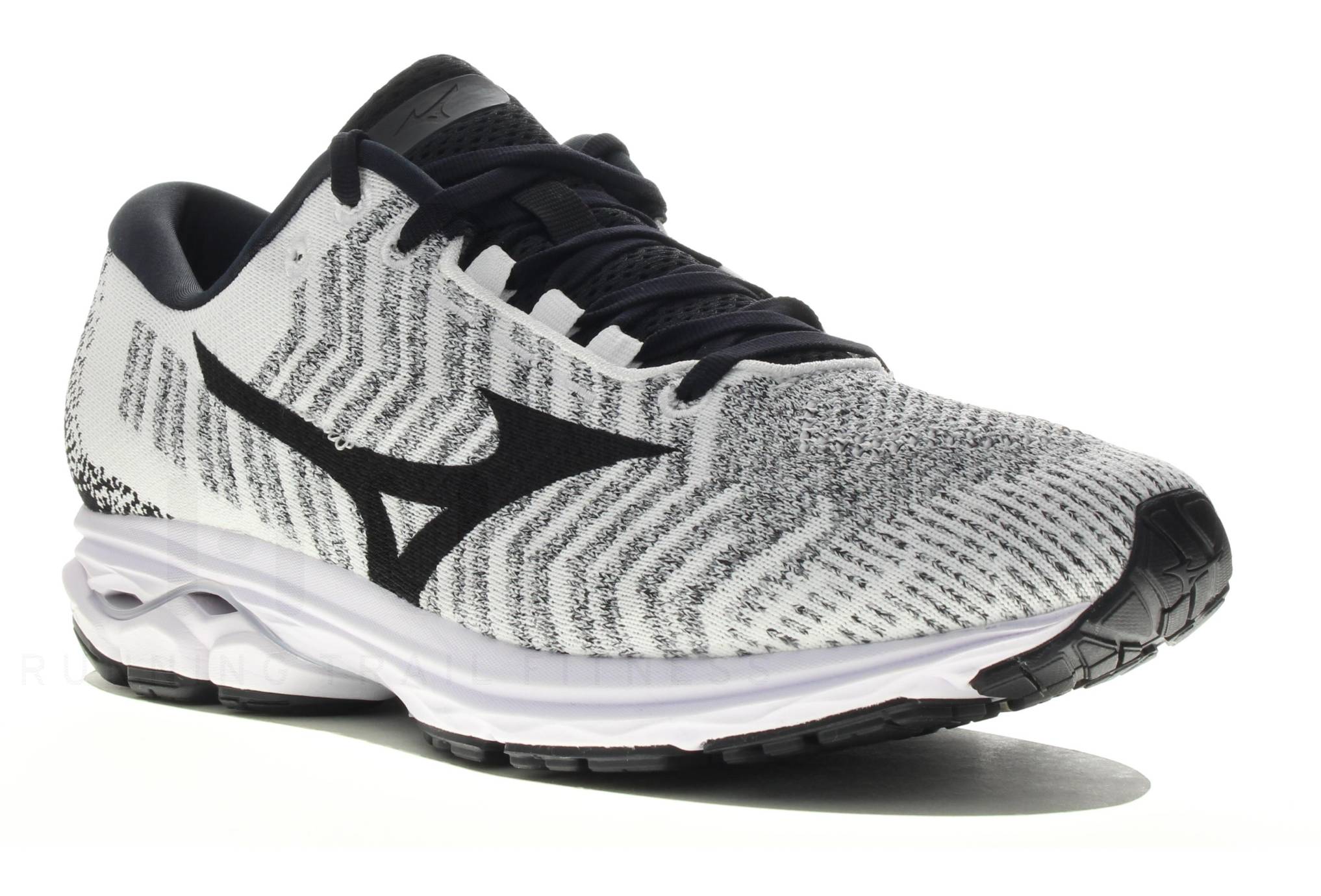 mizuno waveknit 3