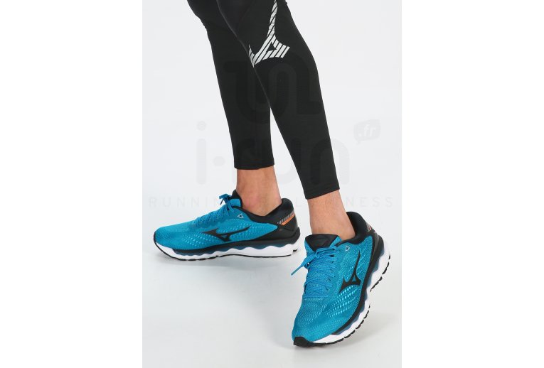 Mizuno Wave Sky 3