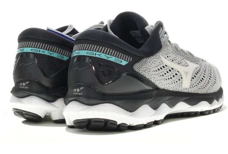 Mizuno Wave Sky 3